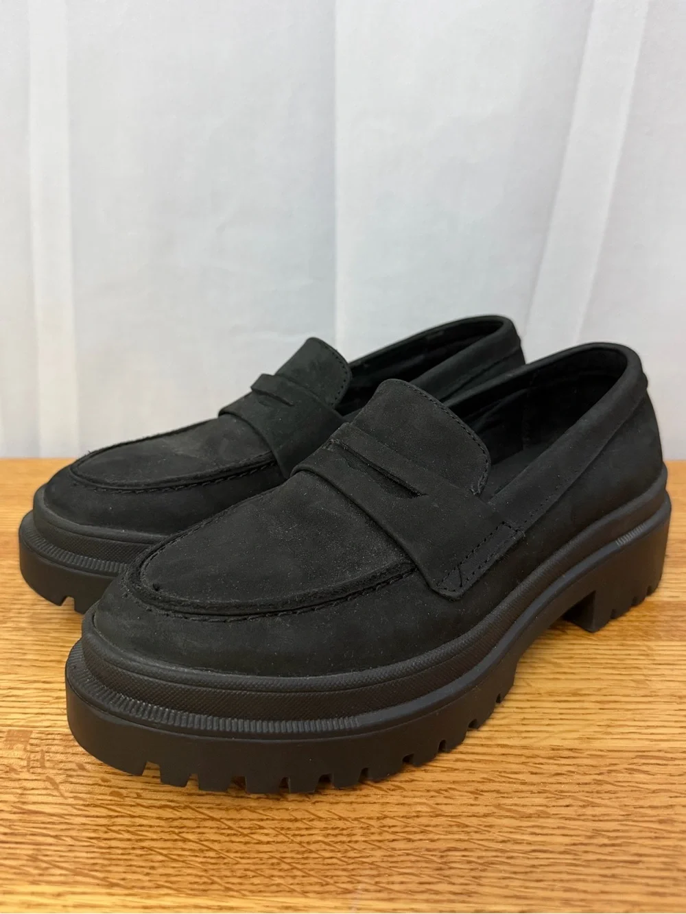 Portland Leather Patina Nubuck Black Zoe Chunky Loafer Womens Size 6